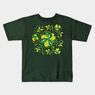 Three Leaf Clovers Spring Floral Pattern Kids T-Shirt